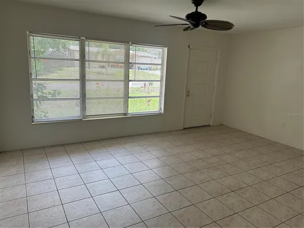 $1,900 | 65 Lake Shore Drive, Palm Harbor, FL 34684
