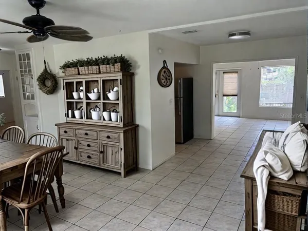 $1,900 | 65 Lake Shore Drive, Palm Harbor, FL 34684