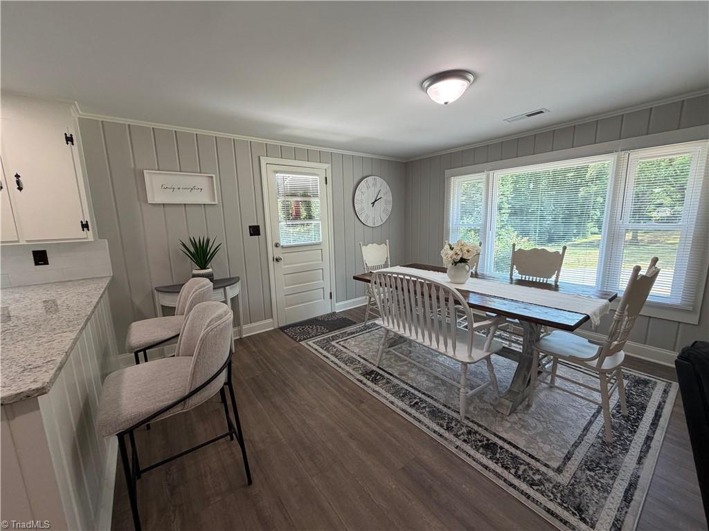 1416 Perryman Road Lexington, NC 27295 - Photo 7 of 24