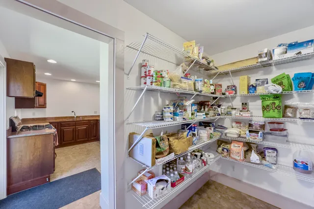 $875,000 | 627 Western Road, Warren, ME 04864