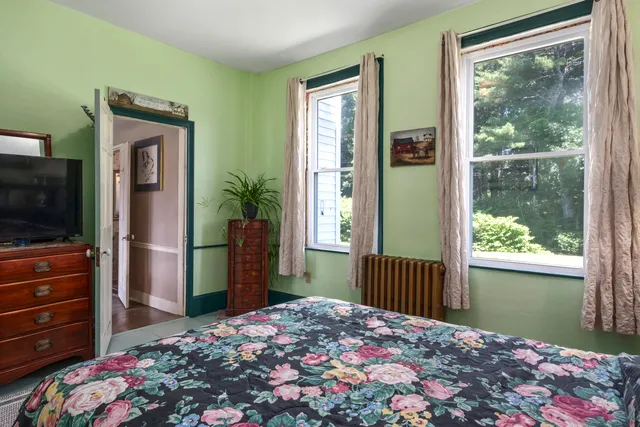 $875,000 | 627 Western Road, Warren, ME 04864