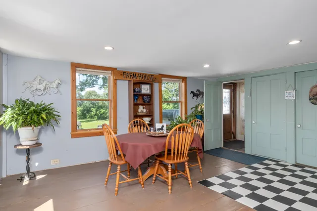 $875,000 | 627 Western Road, Warren, ME 04864