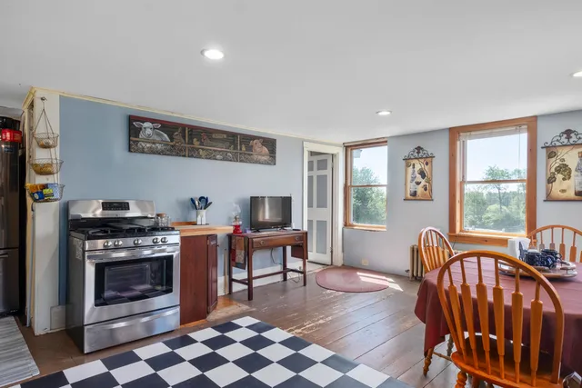 $875,000 | 627 Western Road, Warren, ME 04864