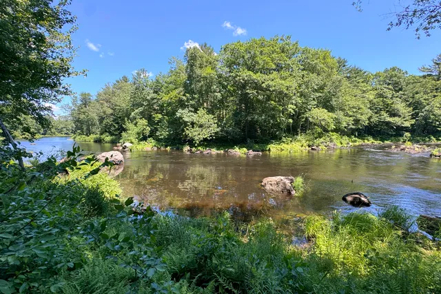 $875,000 | 627 Western Road, Warren, ME 04864