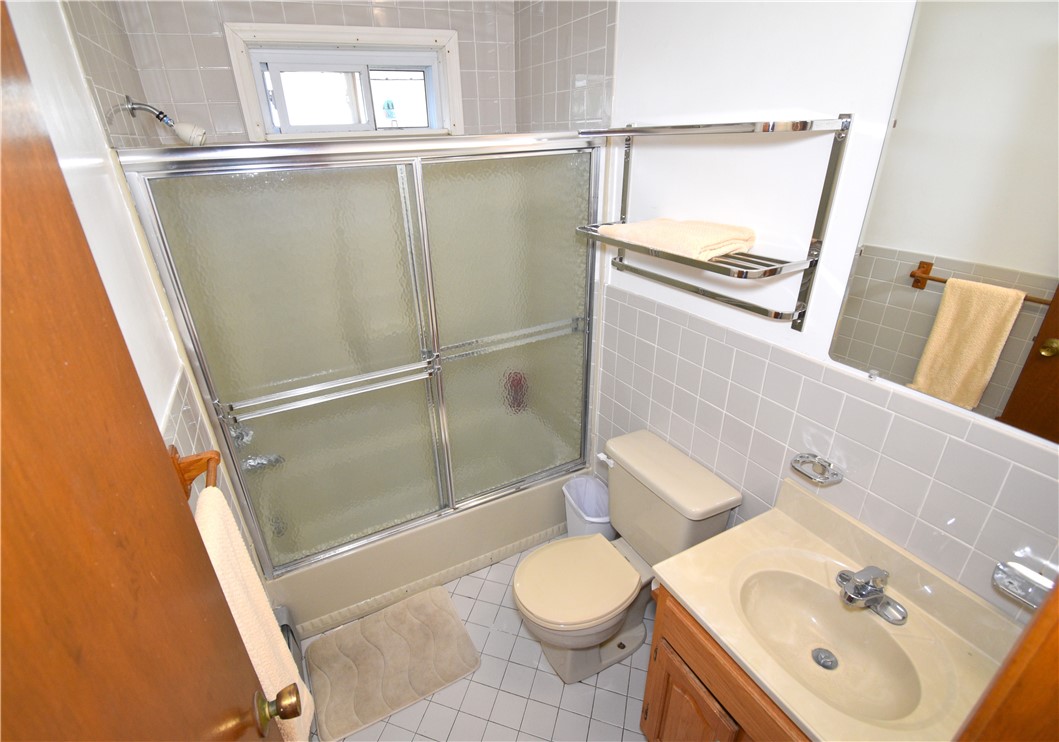 37 Elizabeth Road Narragansett, RI 02882 - Photo 34 of 41
