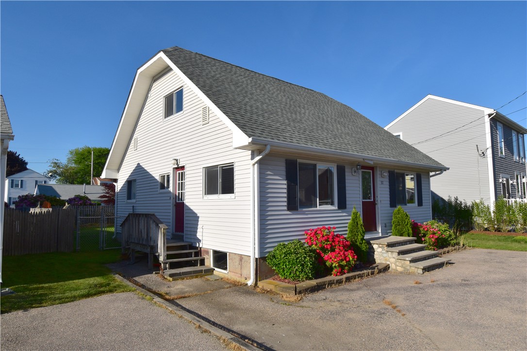 37 Elizabeth Road Narragansett, RI 02882 - Photo 5 of 41