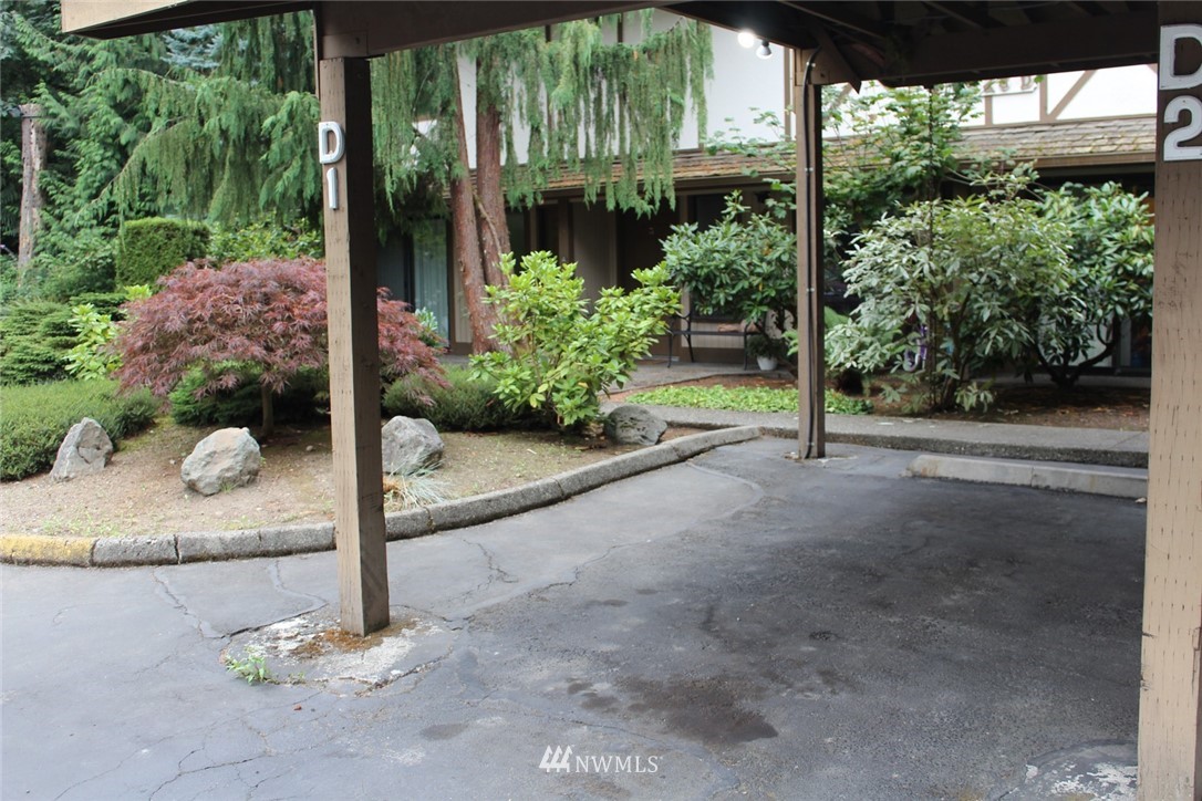 16528 23rd Avenue Southeast, Unit D1 Bothell, WA 98012 - Photo 2 of 23 Gallery Image 2