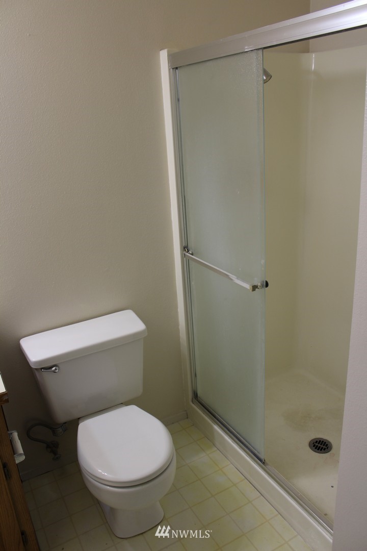16528 23rd Avenue Southeast, Unit D1 Bothell, WA 98012 - Photo 18 of 23 Gallery Image 18