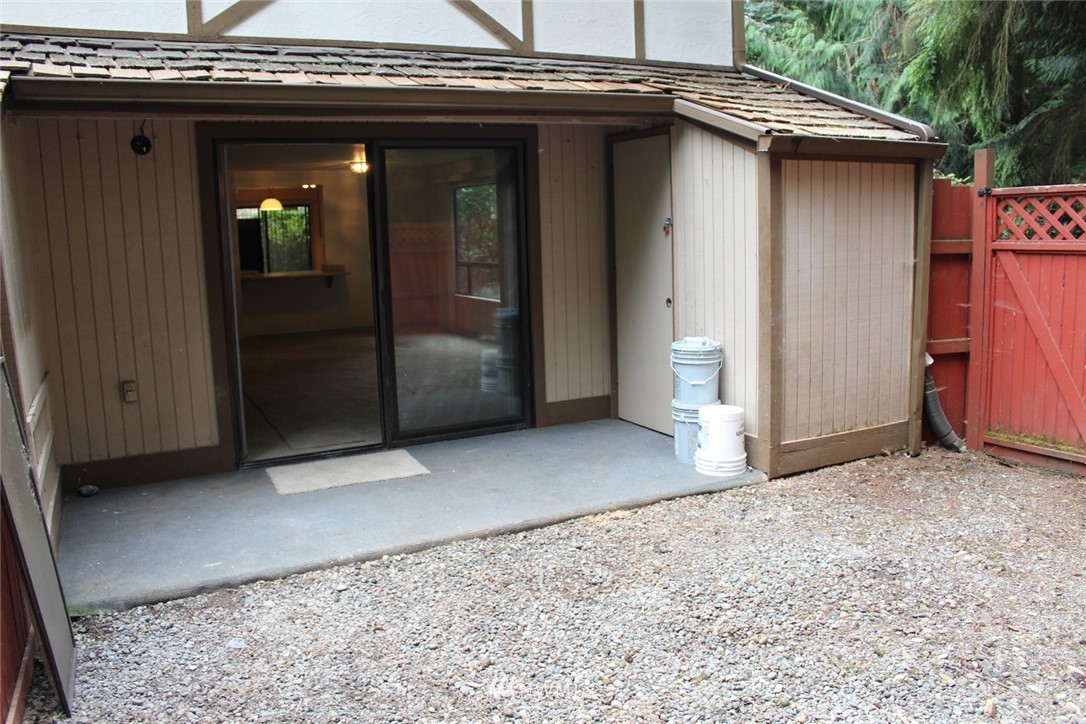 16528 23rd Avenue Southeast, Unit D1 Bothell, WA 98012 - Photo 8 of 23 Gallery Image 8