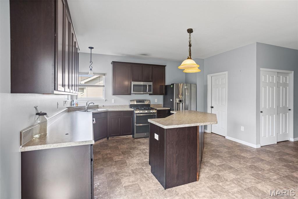 917 Sturbridge Trail O'Fallon, IL 62269 - Photo 20 of 63