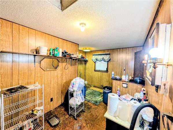 $310,000 | 14311 B Highway, Hardin, MO 64035