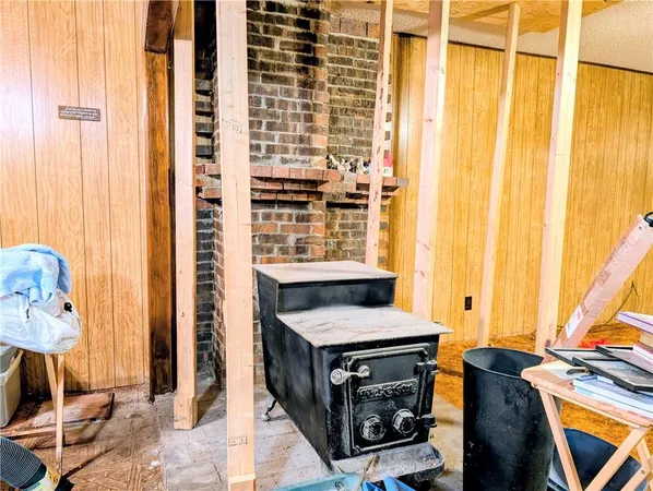 $310,000 | 14311 B Highway, Hardin, MO 64035