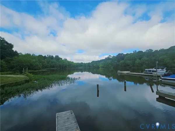 $399,950 | 425 Palmomino Drive, Louisa, VA 23093