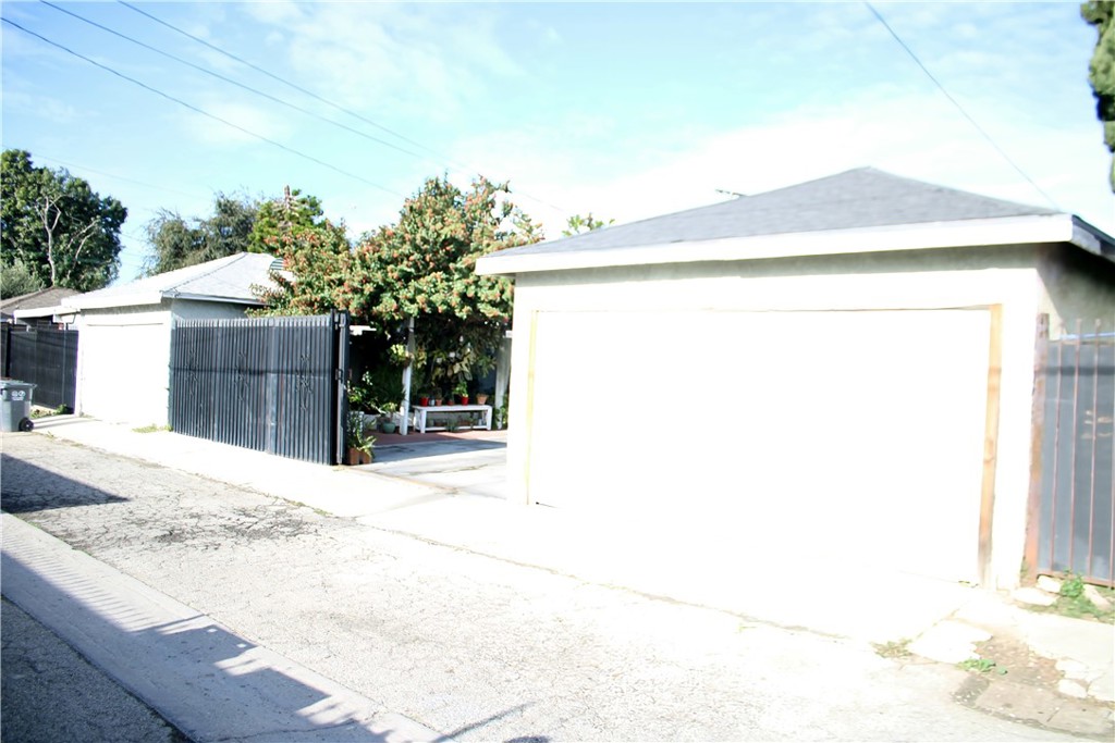 2412 West Alondra Boulevard Compton, CA 90220 - Photo 28 of 32 a house view with a outdoor space