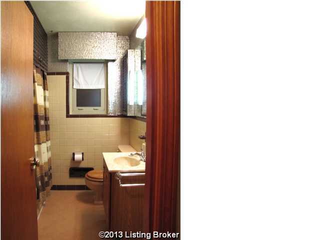 8312 Smithton Road Louisville, KY 40219 - Photo 17 of 35 Additional Photo