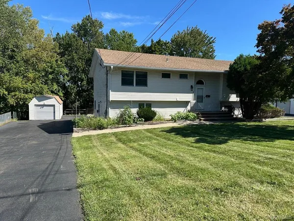 $3,100 | 83 Lester Drive, Tappan, NY 10983