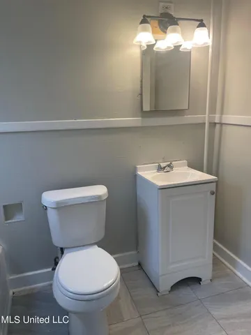 $299,000 | 409 East Mayes Street, Unit 1 2 3, Jackson, MS 39206