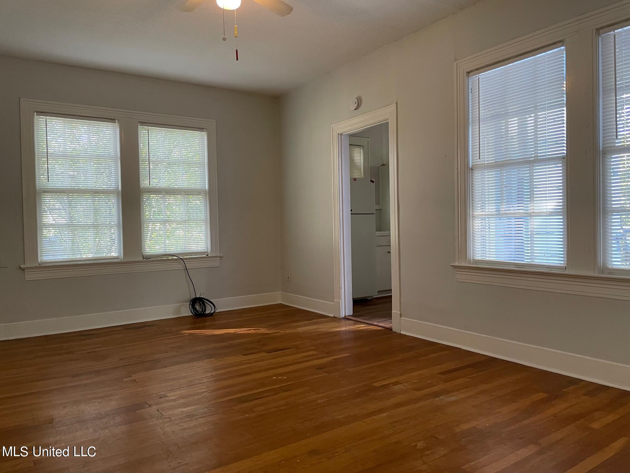 409 East Mayes Street, Unit 1 2 3 Jackson, MS 39206 - Photo 16 of 18 IMG_0231 (1)