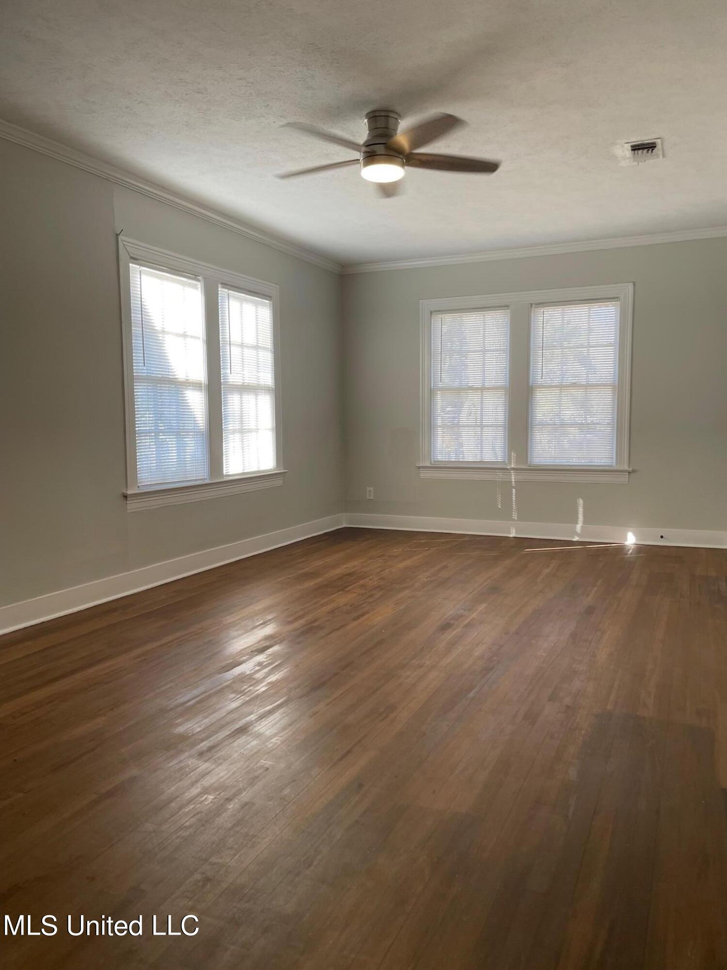 409 East Mayes Street, Unit 1 2 3 Jackson, MS 39206 - Photo 6 of 18 IMG_6142