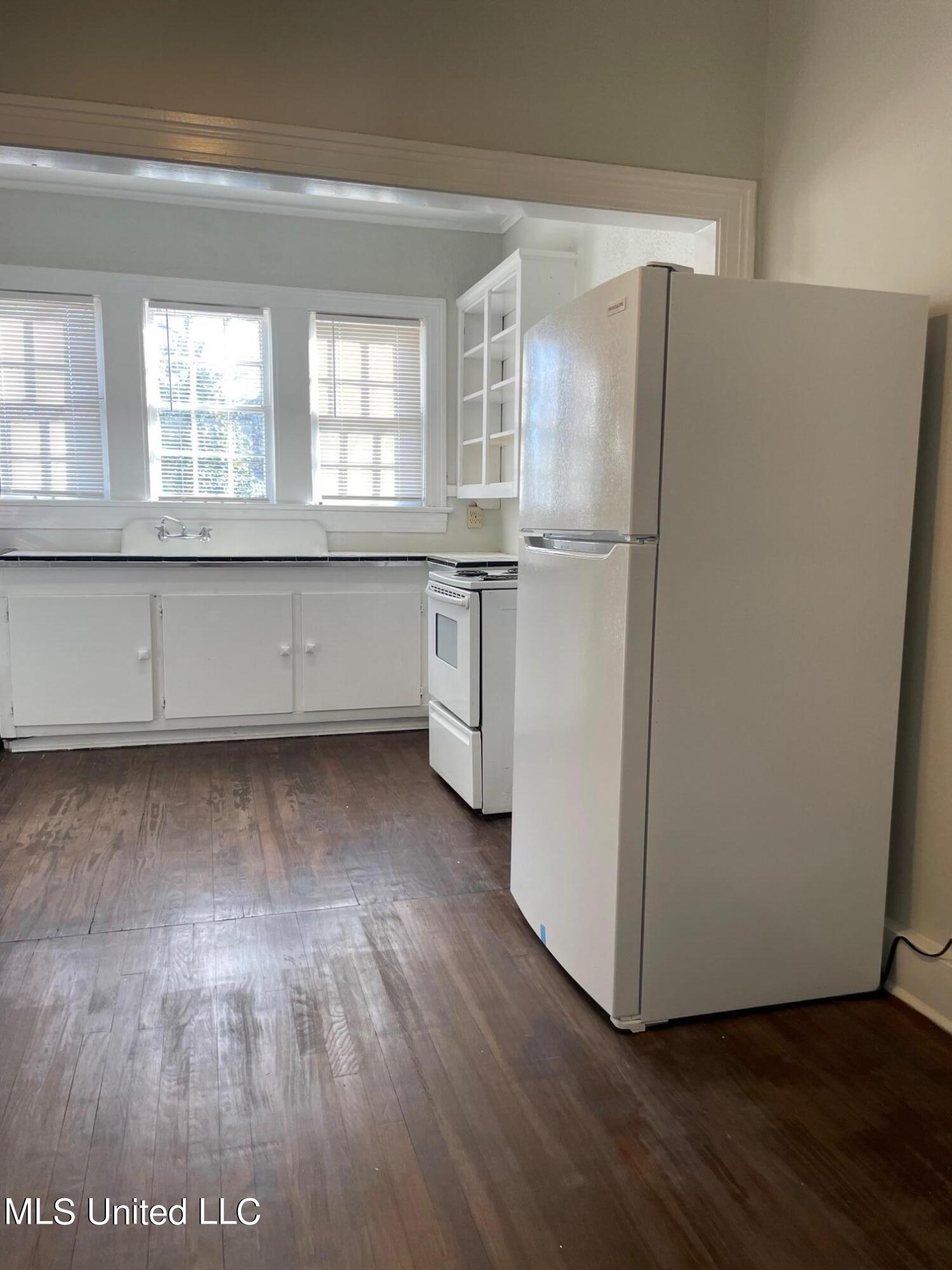 409 East Mayes Street, Unit 1 2 3 Jackson, MS 39206 - Photo 8 of 18 IMG_6147