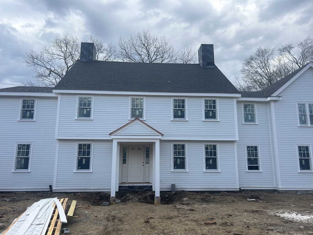 17 Midland Road Wellesley, MA 02482 - Photo 3 of 6