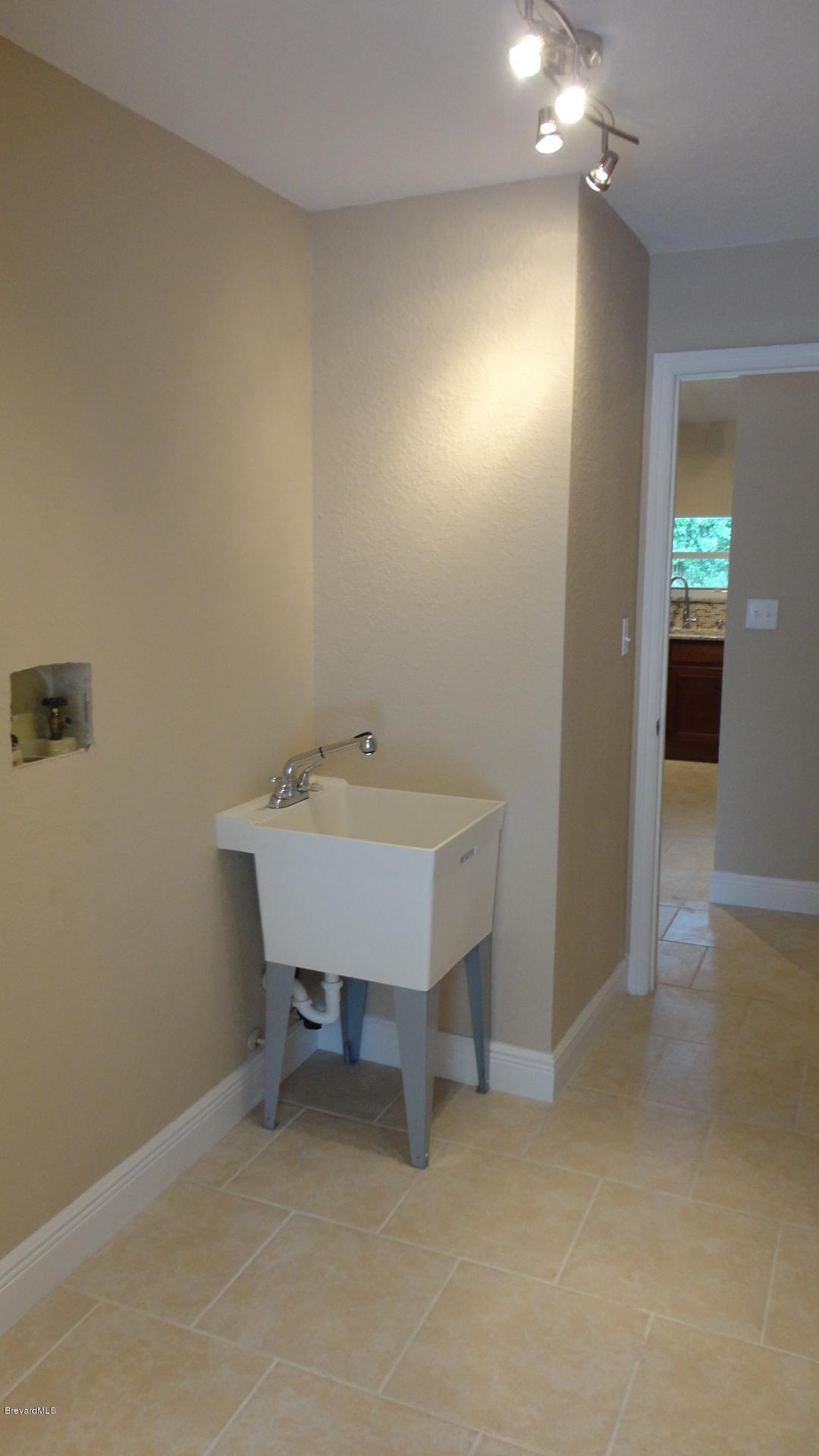 5403 Holden Road Cocoa, FL 32927 - Photo 32 of 42 DSC03207