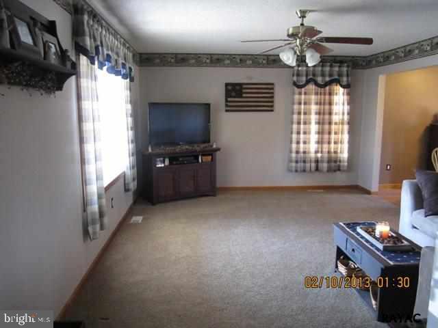 3035 Schoolhouse Road Dover, PA 17315 - Photo 4 of 24 Gallery Image 4