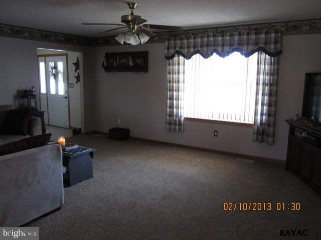 3035 Schoolhouse Road Dover, PA 17315 - Photo 5 of 24 Gallery Image 5