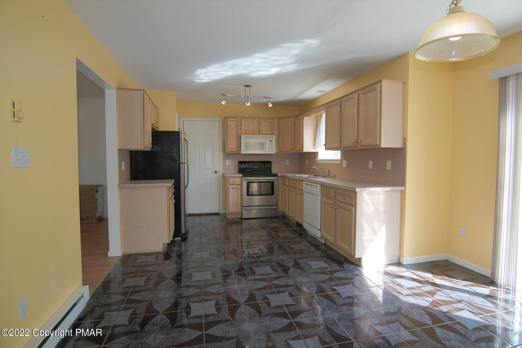 112 Lower Notch Road Albrightsville, PA 18210 - Photo 10 of 31 112LowerNotch-10