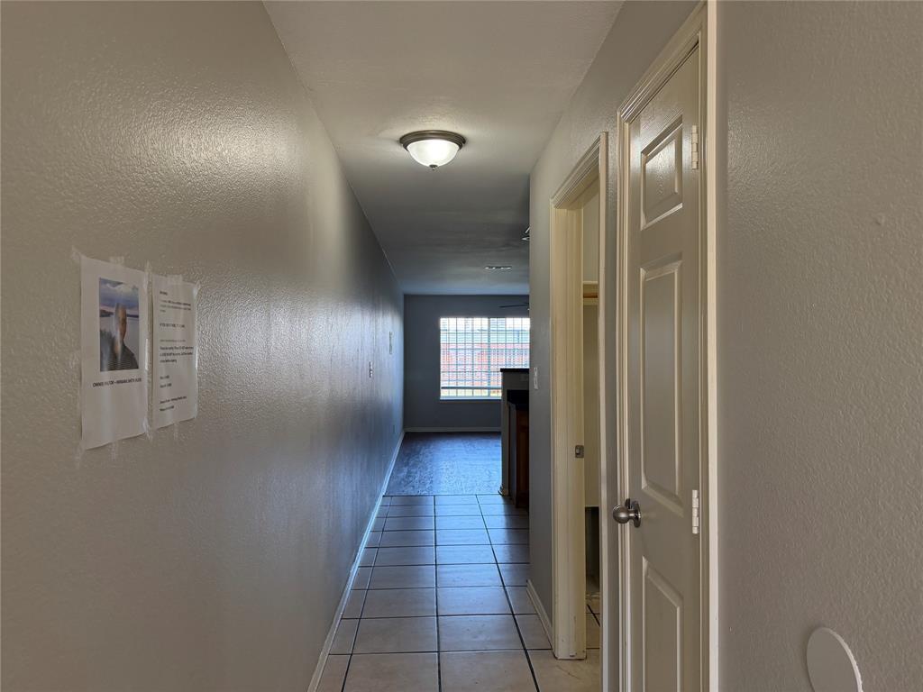 4029 Preferred Place Dallas, TX 75237 - Photo 3 of 29