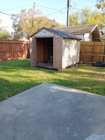 $1,765 | 1102 Jackson Avenue, Pasadena, TX 77506