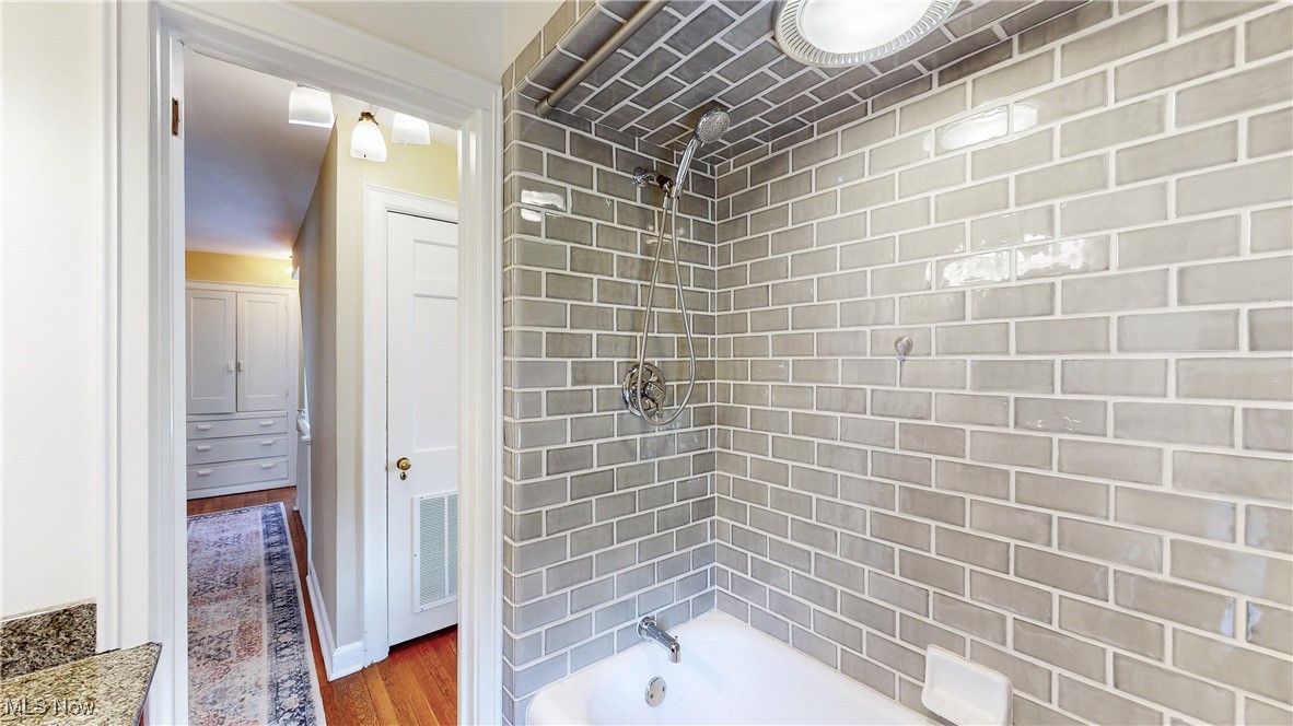 18009 Fernway Road Shaker Heights, OH 44122 - Photo 23 of 40 Gallery Image 23