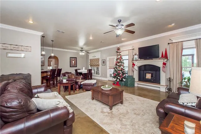 $580,000 | 31029 Louisiana Highway, Springfield, LA 70462