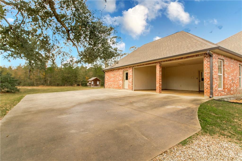 31029 La-22 Highway Springfield, LA 70462 - Photo 4 of 36