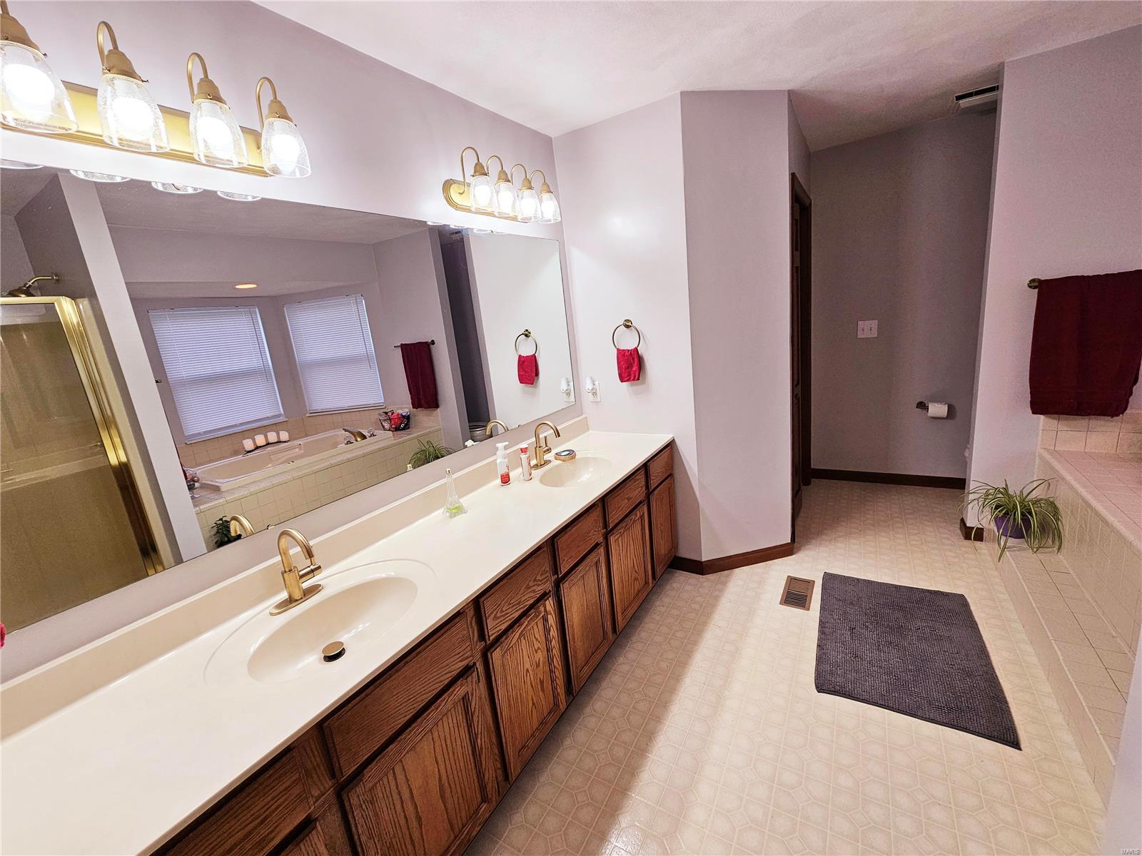 3724 Rhetts Landing Shiloh, IL 62221 - Photo 22 of 37 Gallery Image 22