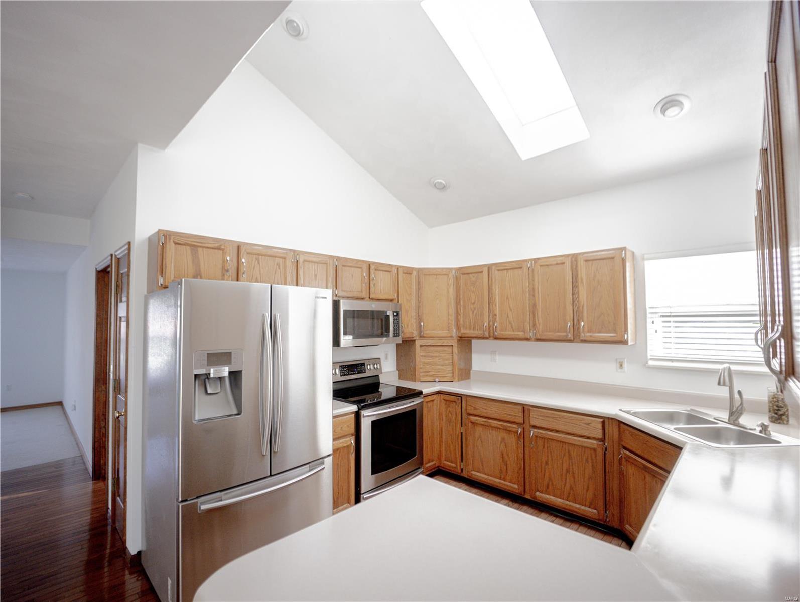 3724 Rhetts Landing Shiloh, IL 62221 - Photo 8 of 37 Gallery Image 8