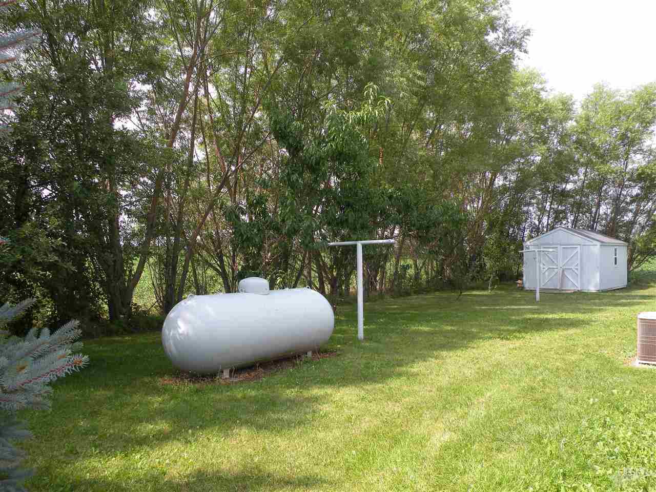 5429 Gustin Road Woodburn, IN 46797 - Photo 24 of 26