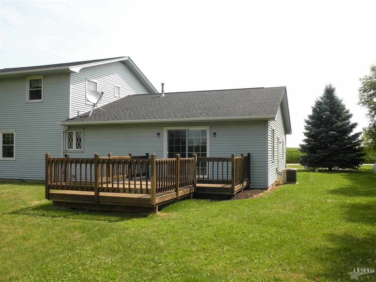 5429 Gustin Road Woodburn, IN 46797 - Photo 4 of 26