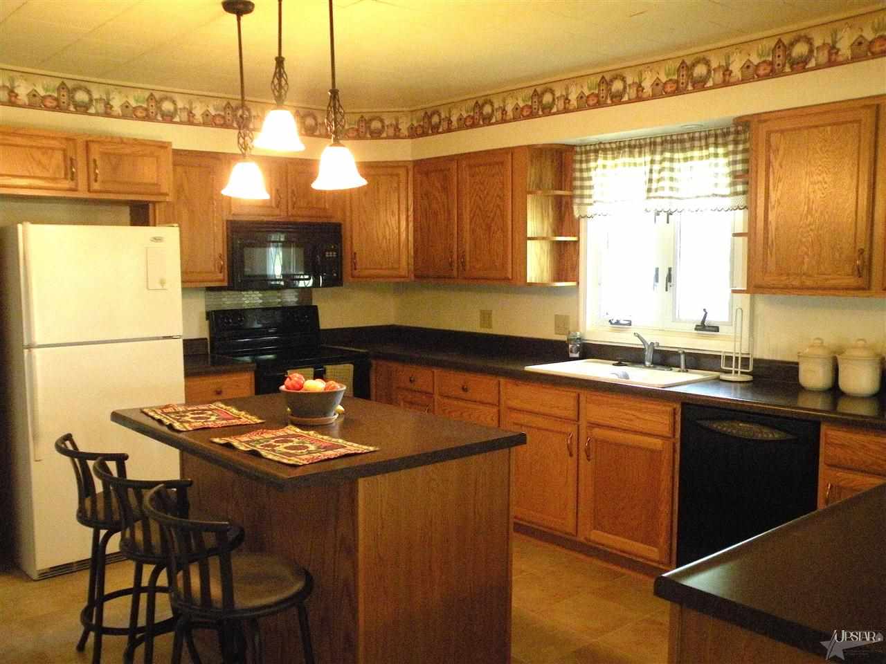 5429 Gustin Road Woodburn, IN 46797 - Photo 7 of 26