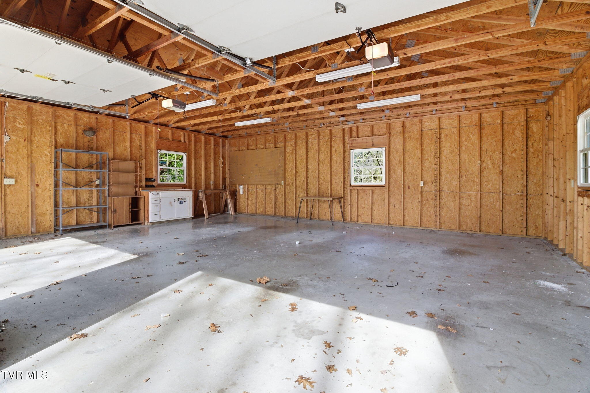 2412 Reservoir Road Kingsport, TN 37660 - Photo 13 of 53 13-web-or-mls-DZ3A0185