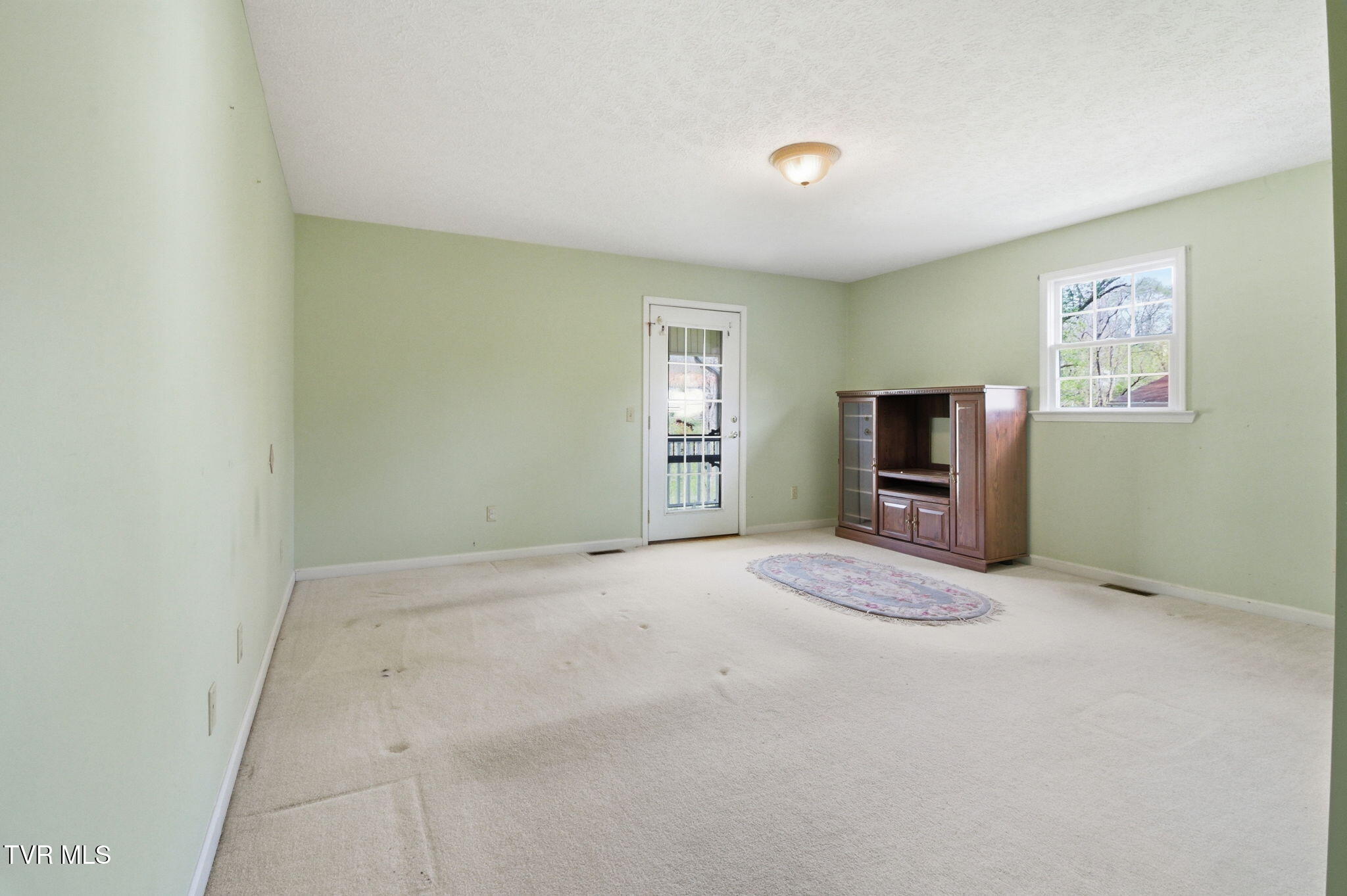 2412 Reservoir Road Kingsport, TN 37660 - Photo 18 of 53 18-web-or-mls-DZ3A0217