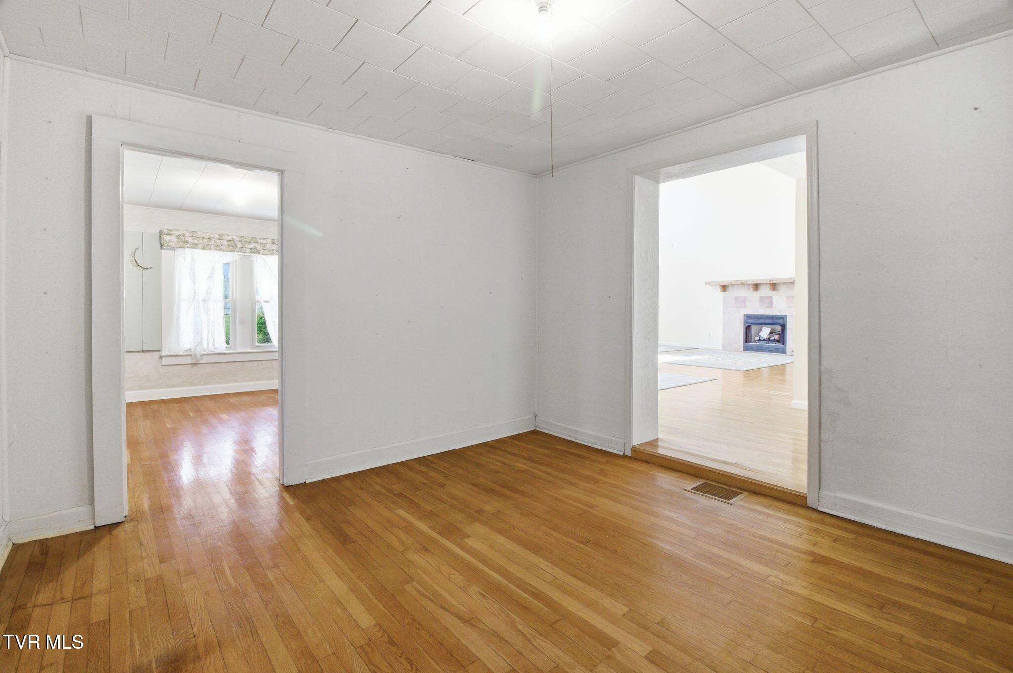 2412 Reservoir Road Kingsport, TN 37660 - Photo 27 of 53 27-web-or-mls-DZ3A0265