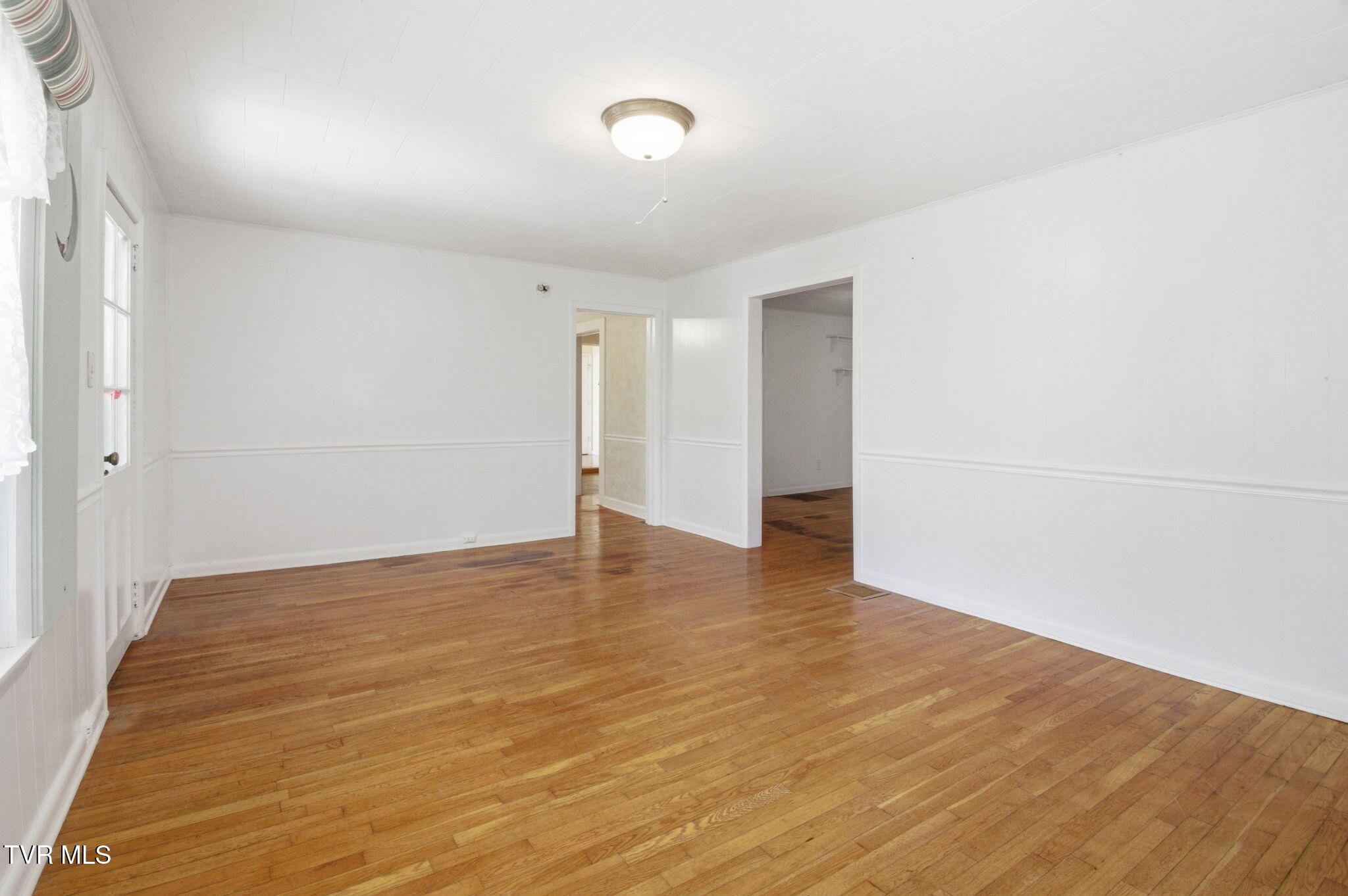 2412 Reservoir Road Kingsport, TN 37660 - Photo 31 of 53 31-web-or-mls-DZ3A0281