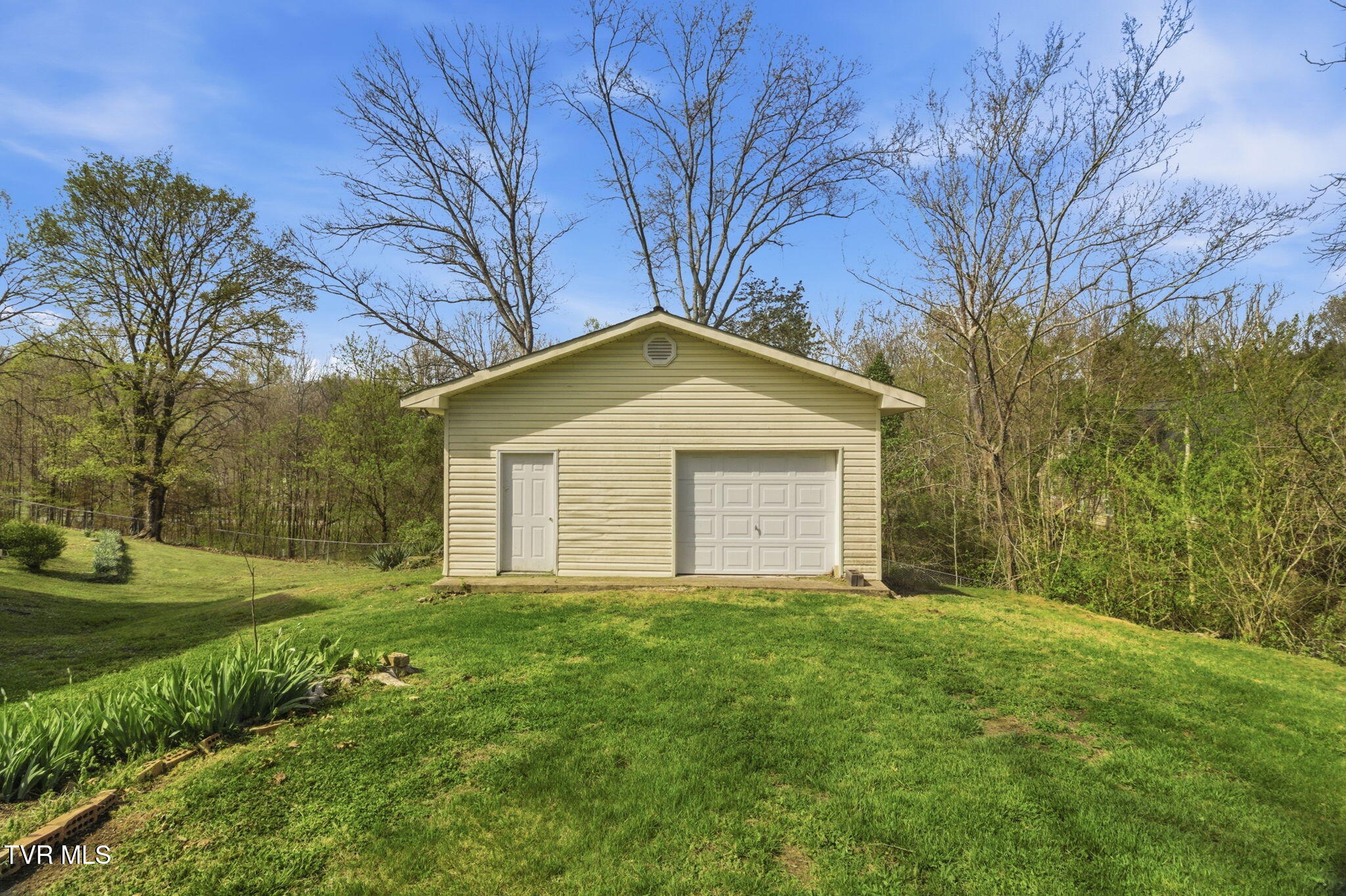 2412 Reservoir Road Kingsport, TN 37660 - Photo 9 of 53 9-web-or-mls-DZ3A0165