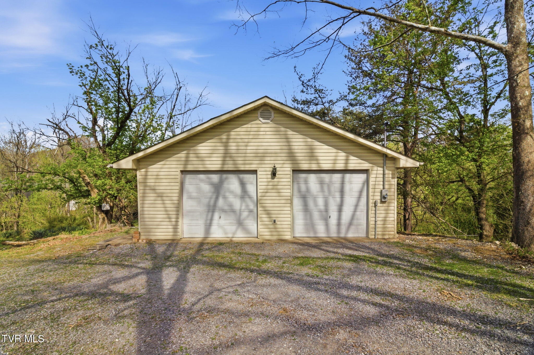 2412 Reservoir Road Kingsport, TN 37660 - Photo 10 of 53 10-web-or-mls-DZ3A0173