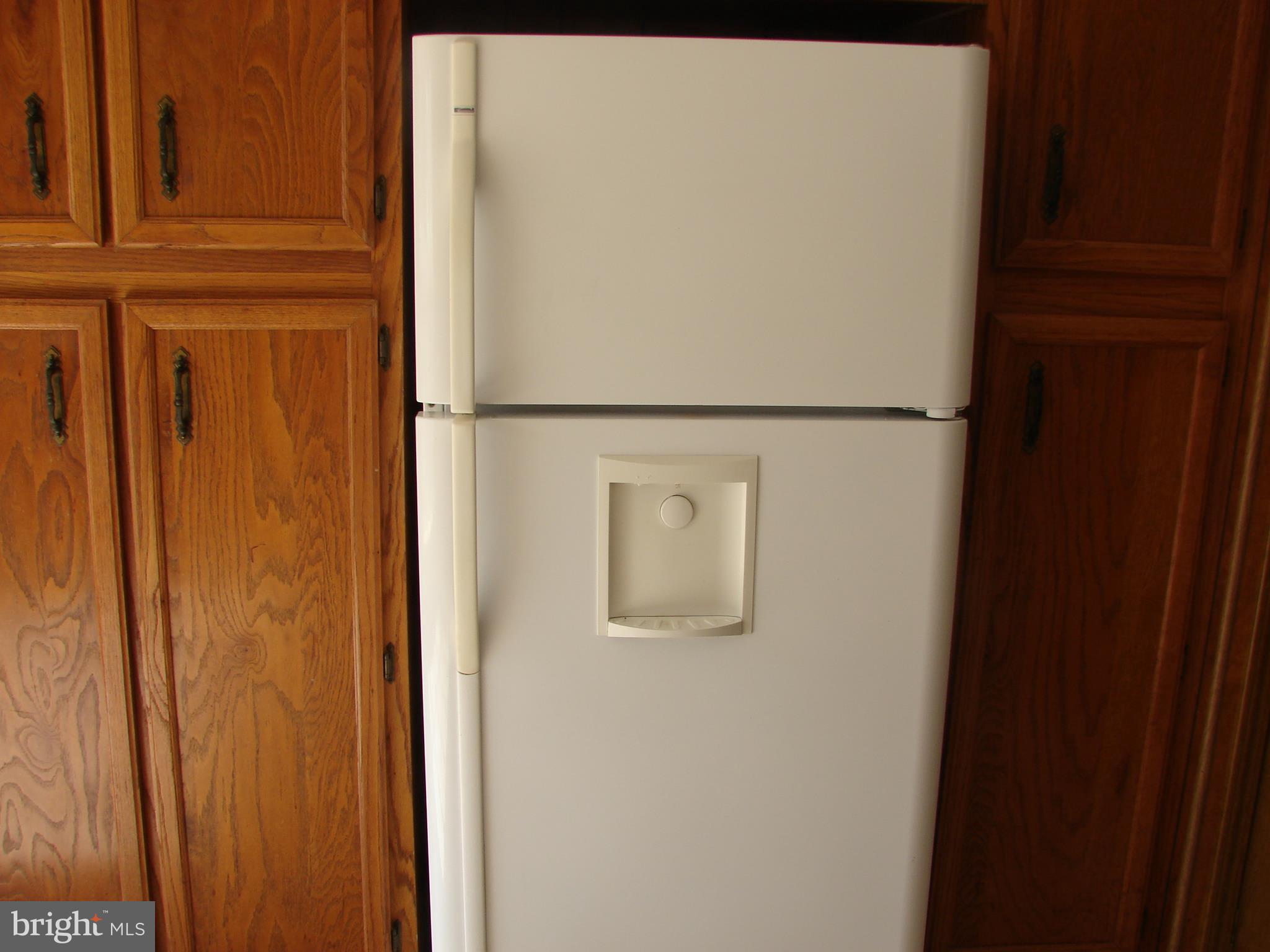18578 Three Notch Road Lexington Park, MD 20653 - Photo 7 of 14 Fridge/Freezer