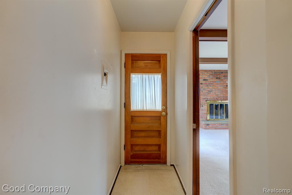 1815 Massoit Road Royal Oak, MI 48073 - Photo 28 of 60 Gallery Image 28