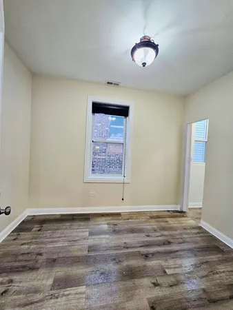 $2,500 | 3741 South Honore Street, Unit TWO, Chicago, IL 60609