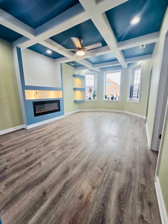 $2,500 | 3741 South Honore Street, Unit TWO, Chicago, IL 60609