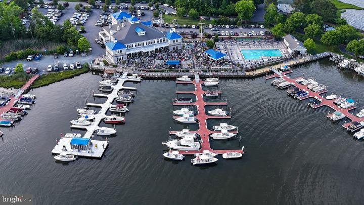 82 Sandyhook Road Berlin, MD 21811 - Photo 2 of 18 Community Yacht Club & Pool